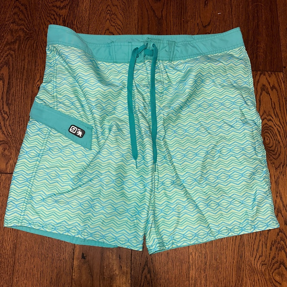 Men’s Turquoise and Mint Green Board shorts size 38